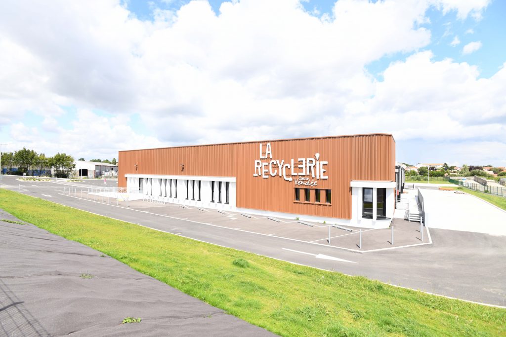 Victime de son succès, la recyclerie de la Roche-sur-Yon déménage et s