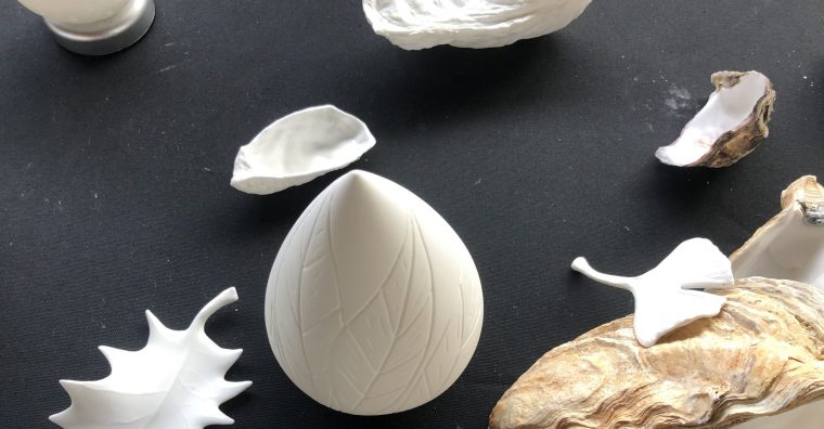 Illustration de l'article Pour fabriquer sa pâte à porcelaine, Alegina organise la filière de collecte des coquilles d’huître