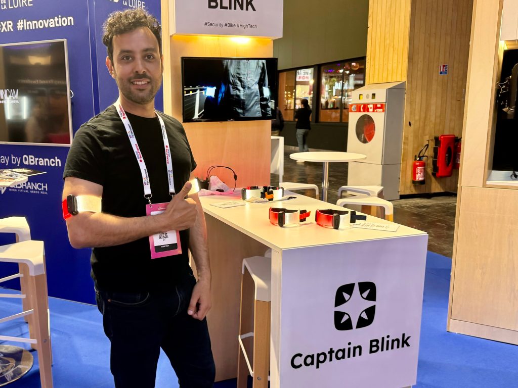 Vivatech Captain Blink