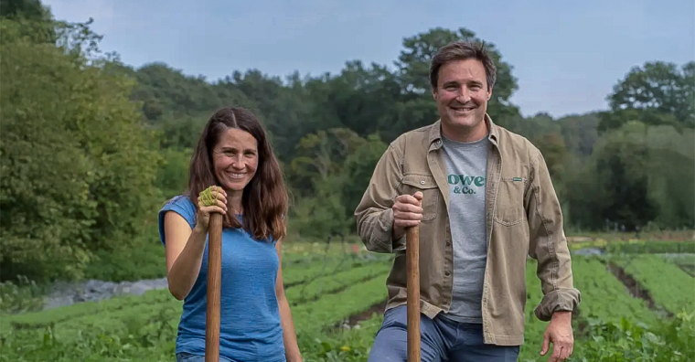 Vanessa Correa et Baptiste Saulnier, fondateurs de l'entreprise vendéenne Cultive.