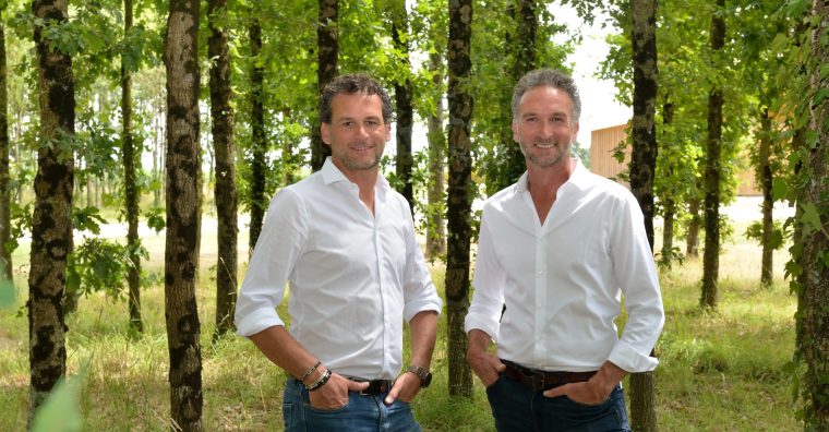 Sébastien (à gauche) et Olivier Royer, fondateurs de Royer Cosmétique.