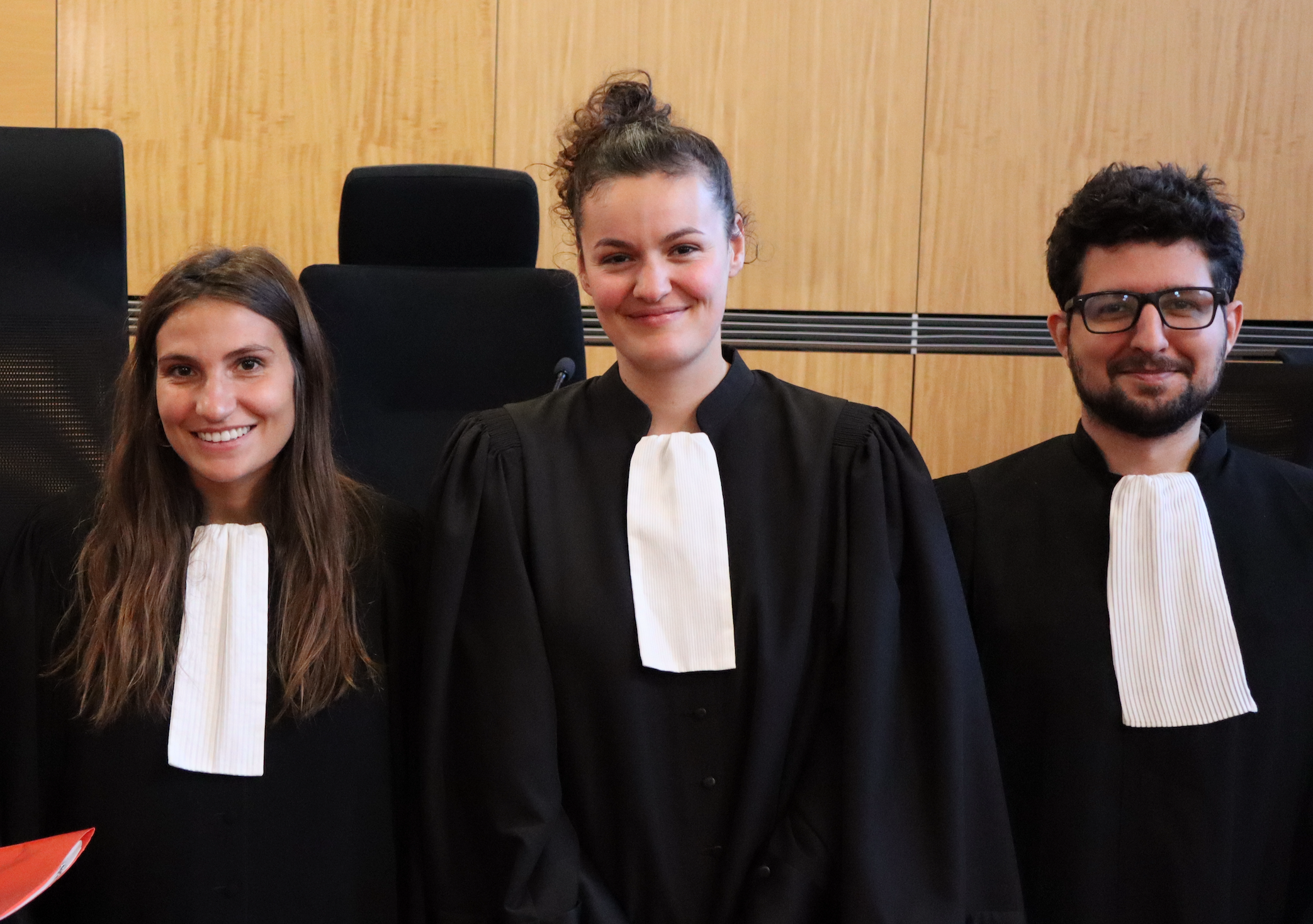 Les nouveaux greffiers (de g. à dr.) :  Aurore Giroux, Aude Leclere et Stephen Mouthenot.