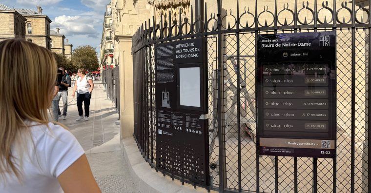 Illustration de l'article À Notre-Dame, Signao fluidifie les visites avec un écran connecté