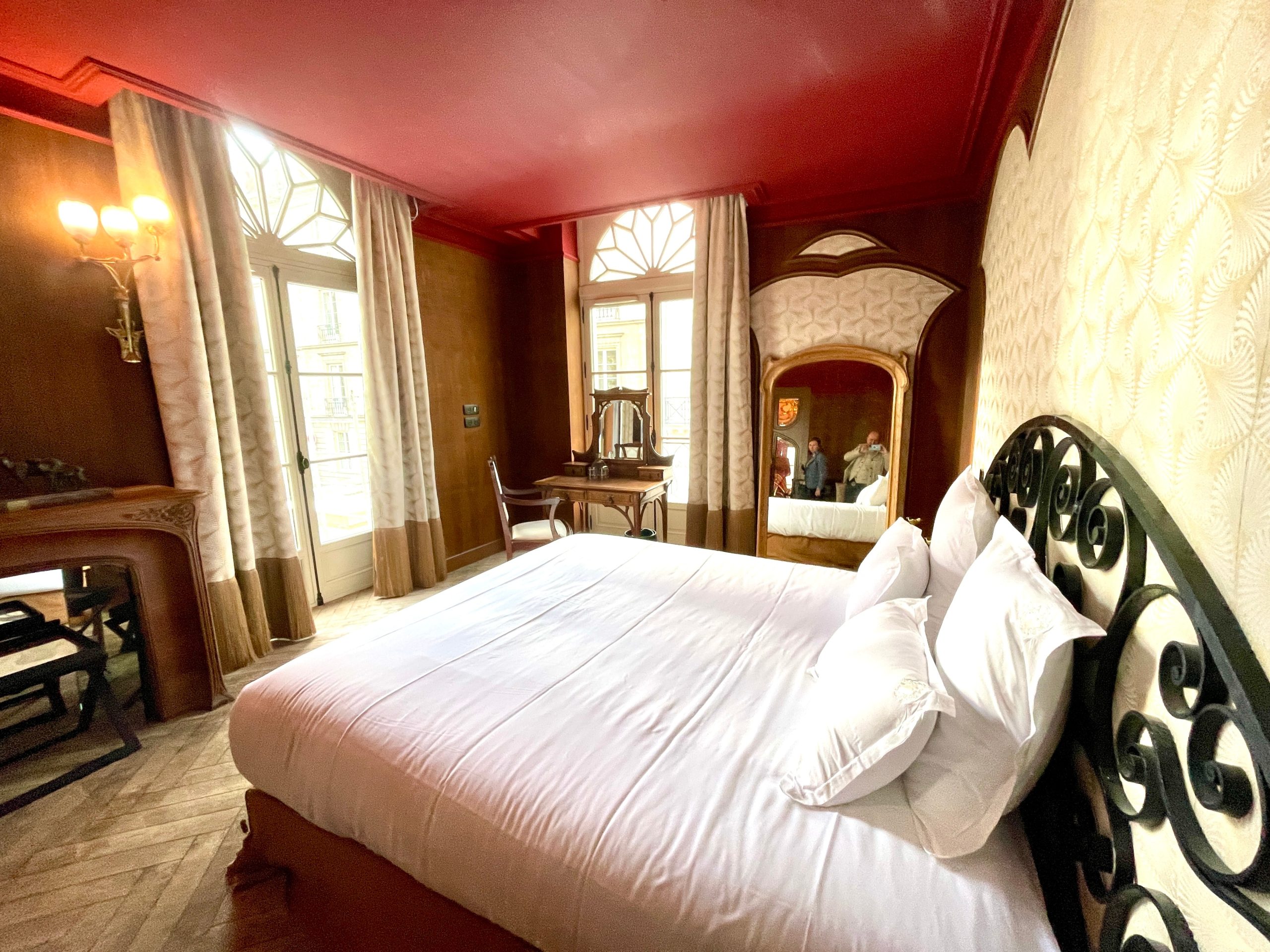 Chambre thème Art Nouveau du nouvel hôtel Maison Maubreuil