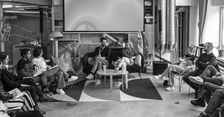 Illustration de l'article « La Base » : huit semaines pour transformer son projet entrepreneurial