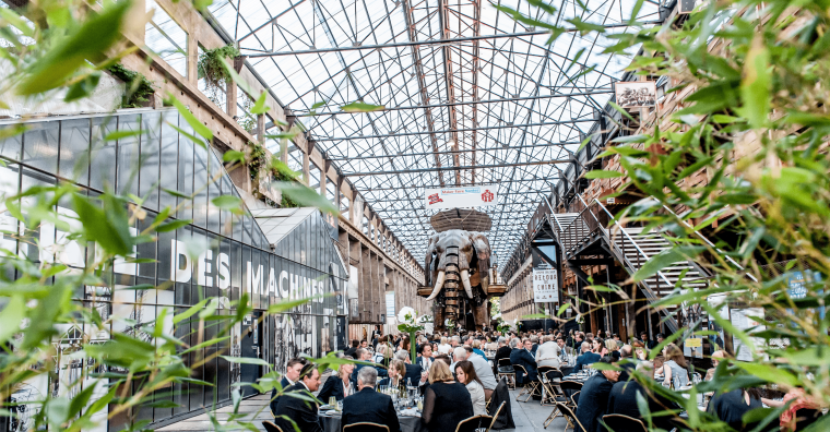 Une soirée de congrès organisée sous les nefs.