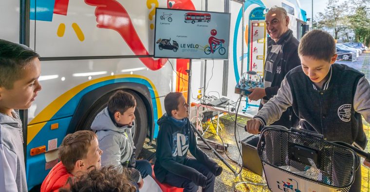 Illustration de l'article Doubler les sorties du bus Tech’nomad grâce au mécénat