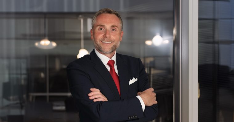 Illustration de l'article Manitou tourne une page et nomme Sylvain Blaise futur DG