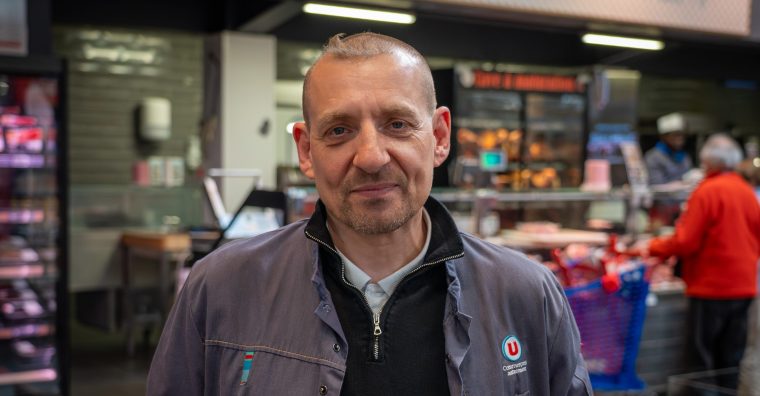 Sébastien Collet, responsable du rayon Boucherie et produits frais du Super U de Château-d’Olonne.