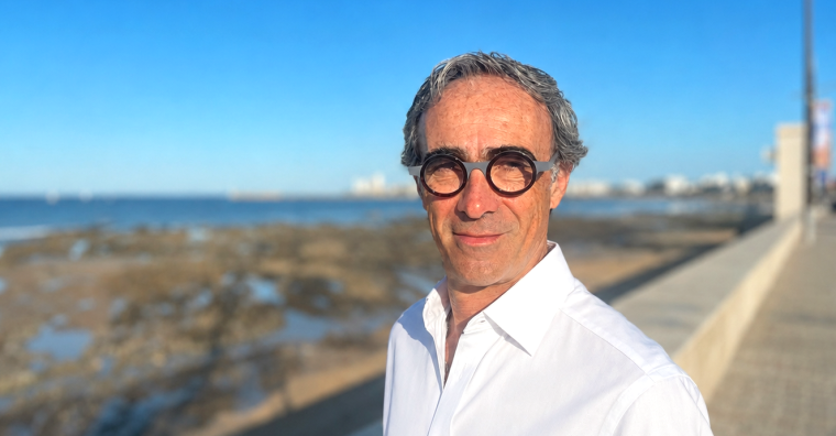 Marc Duffau, fondateur de Yeti Crossing Conseil, aux Sables-d'Olonne.