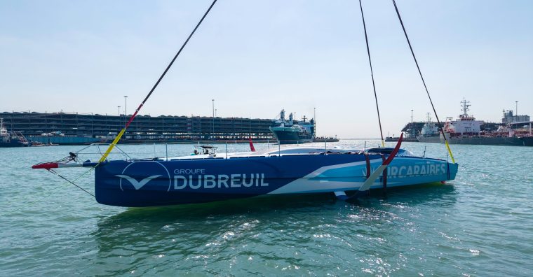 L'Imoca Groupe Dubreuil 2, aux Sables-d'Olonnne (85).