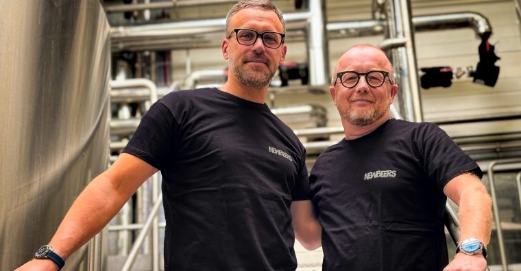 Adrien Vasseur et Laurent Boiteau (à droite), respectivement directeur général et PDG du groupe Newbeers.