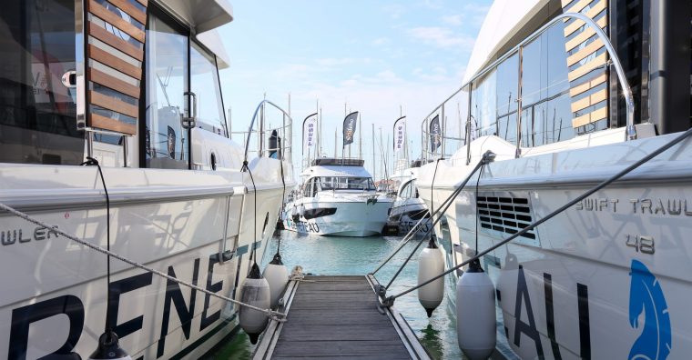 Fondé en 1884, le groupe Beneteau emploie 6 200 collaborateurs. Ici au dernier Vendée Globe en 2024.