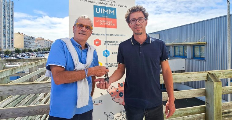 Thierry Liégeon et Étienne Robin, ancien et nouveau président de l'UIMV.